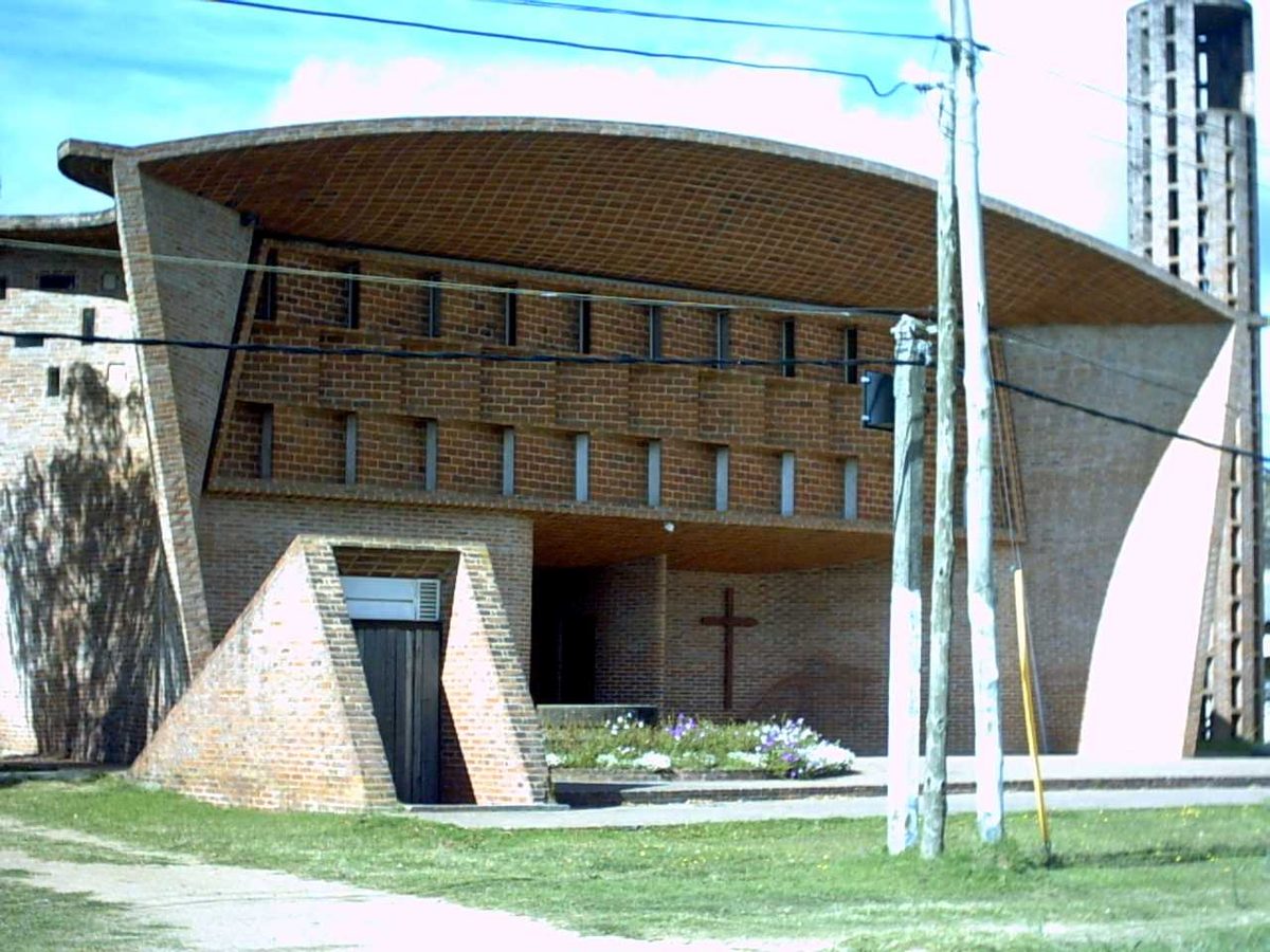 Curved brick walls of Eladio Dieste's Cristo Obrero church near Atlántida, Uruguay