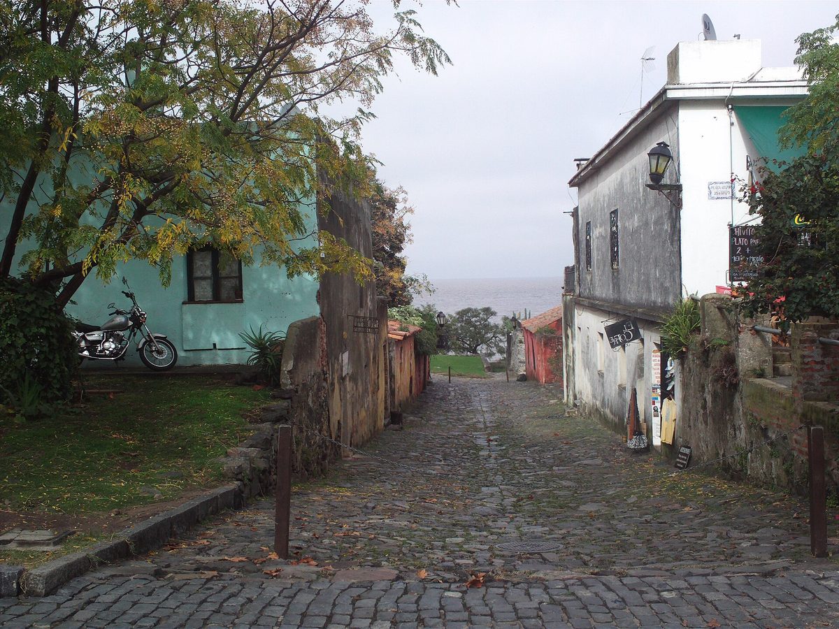 Calle de los Suspiros, the cobbled Street of Sighs in Colonia del Sacramento, Uruguay