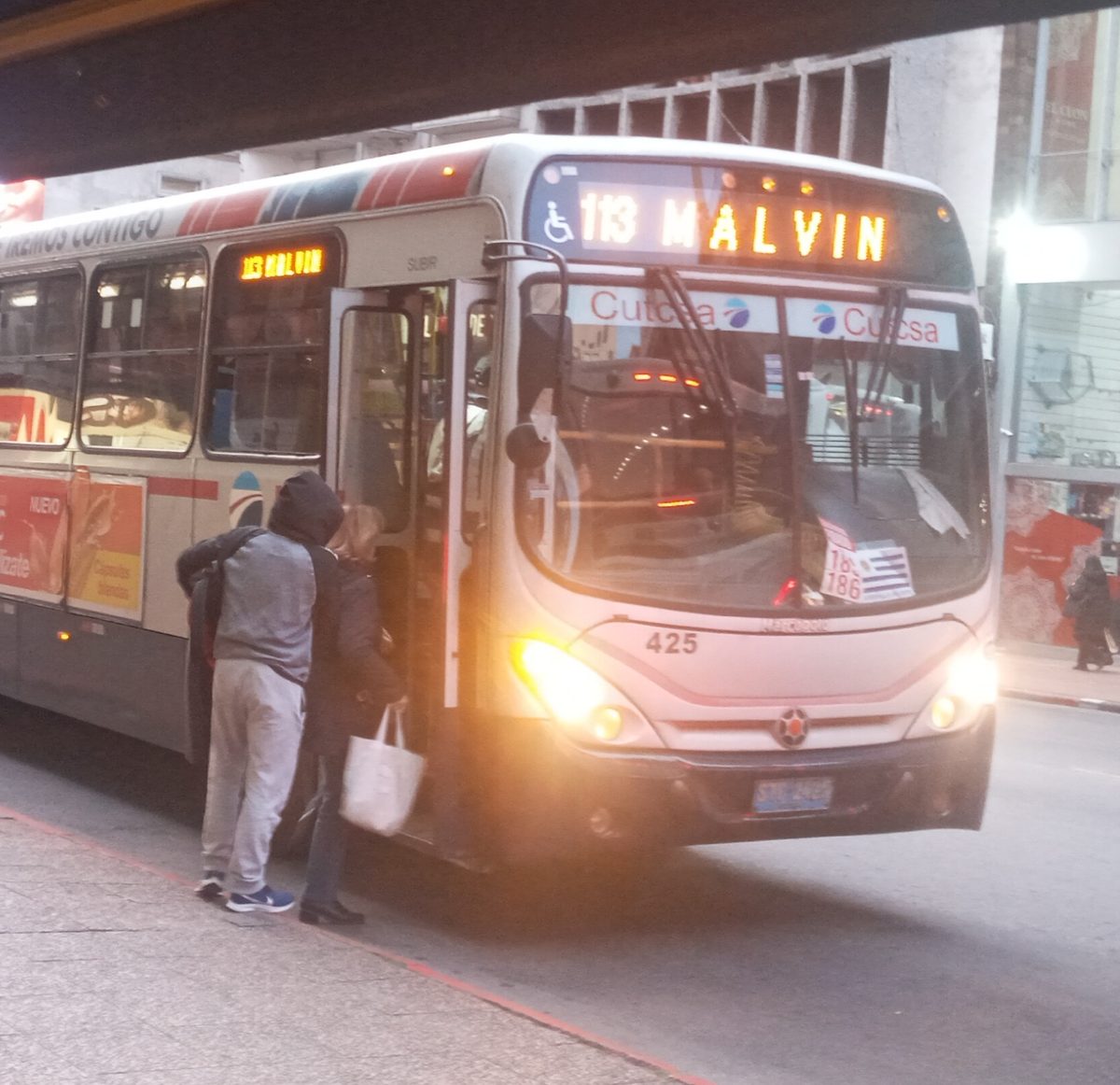 A CUTCSA city bus on a Montevideo street, part of the STM public transport network
