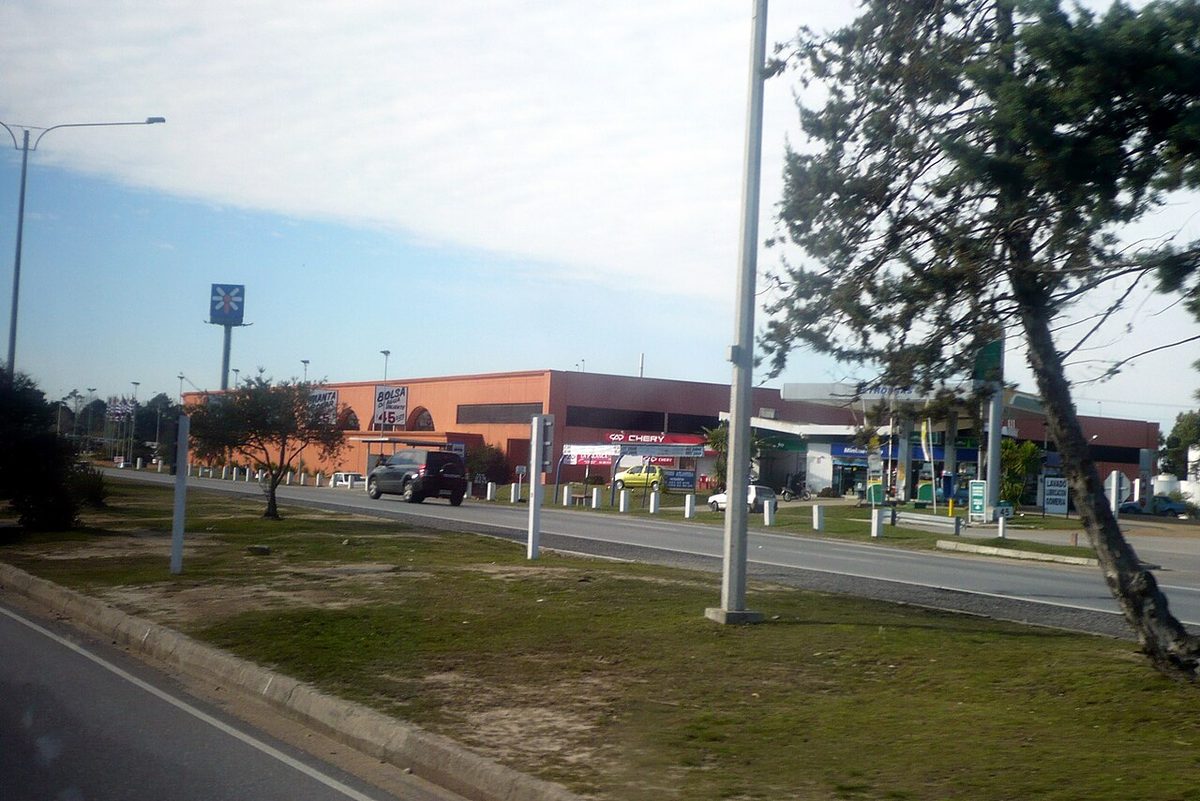 A supermarket in Montevideo, Uruguay, where everyday grocery prices add up